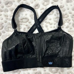 EUC Shefit Ultimate Sports Bra Black Snakeskin